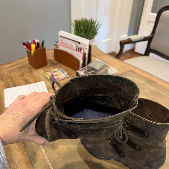 Sorel Women's Joan Of Artic Wedge Lace Up Color Grill Brown Size US 6.5 - Picture 7 of 7